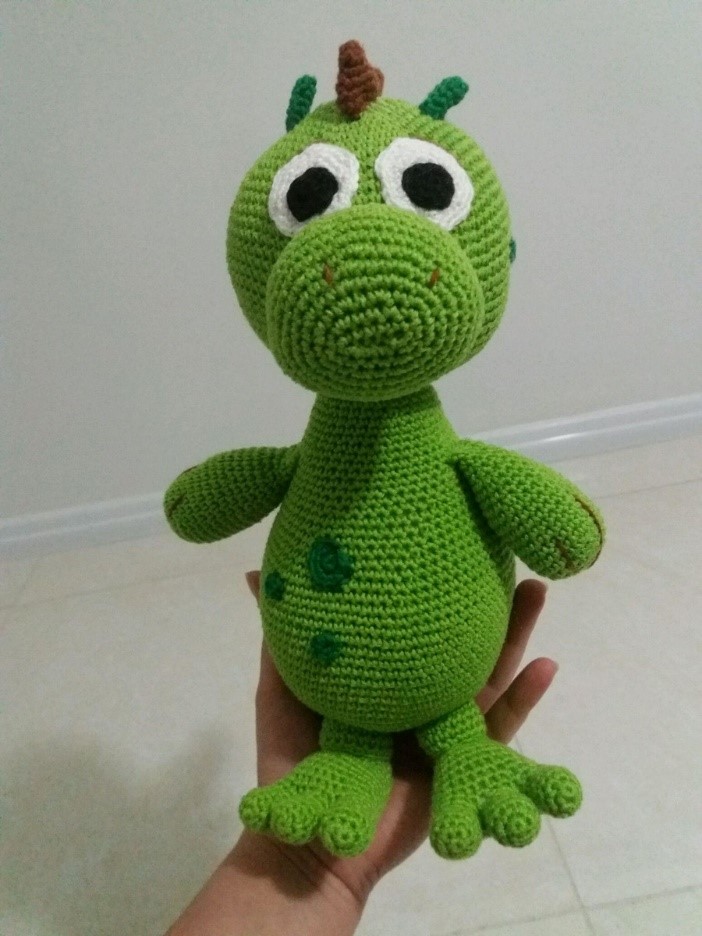 Step by step dinosaur amigurumi in crochet