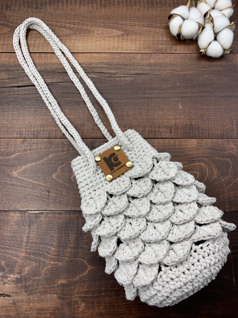 Amazing Handbag Tutorial in Crochet