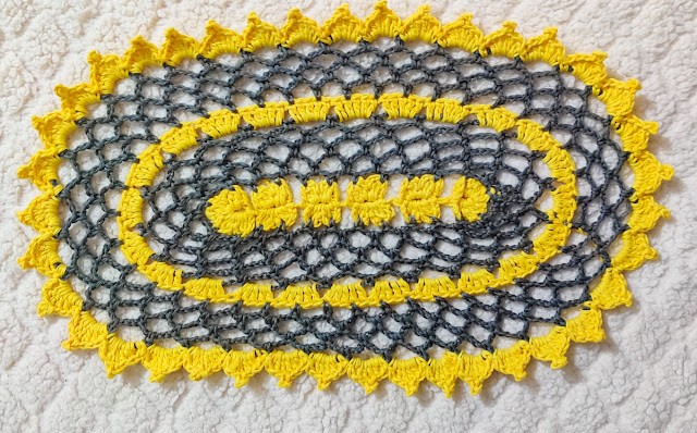 Doily oval lace in crochet