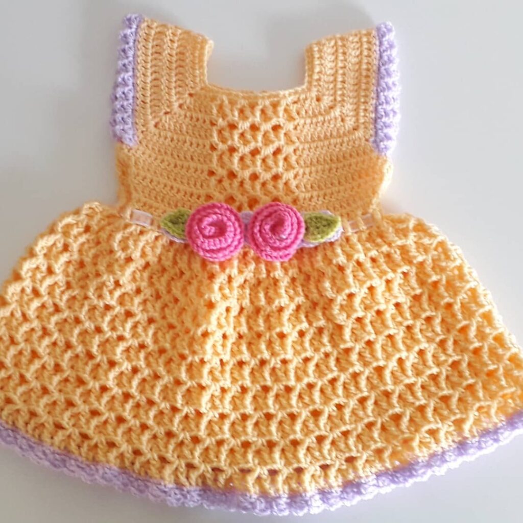 Crochet a belt for a dress