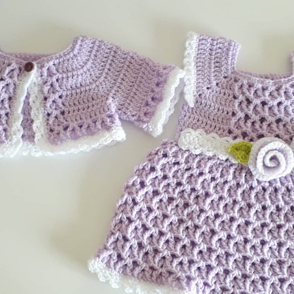 Crochet bolero for a baby