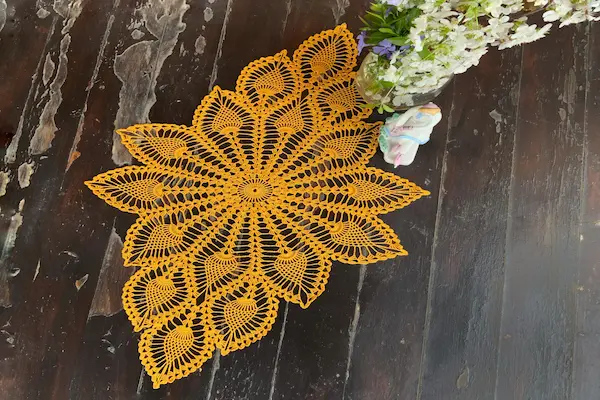 Doily oval lace in crochet